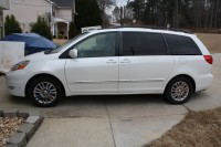 2010 Toyota Sienna Limited 05