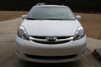 2010 Toyota Sienna Limited 11