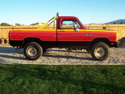 1990 Dodge Rod Hall Signature Edition