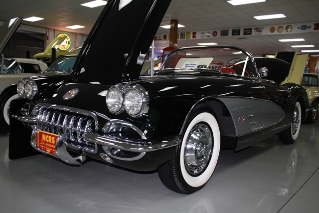 Awesomely Cool Cars 08
