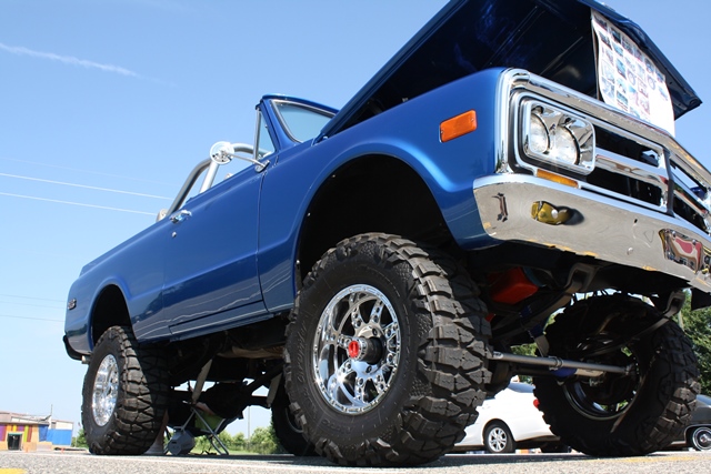 Awesomely Cool Cars 24