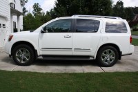 2011 Nissan Armada 11