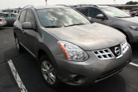 2012 Nissan Rogue SV 11