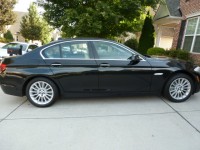 2013_BMW_5-Series_535i_4D_Sedan_P12