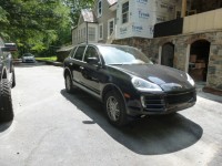 2009-PORSCHE-CAYENNE-S-08