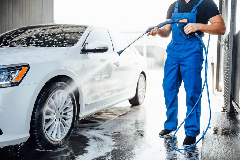 collision repair process step9 - cleaning and final touches